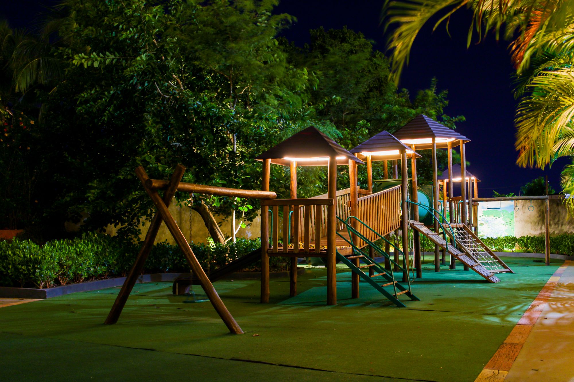 Hot Beach Resort 024
