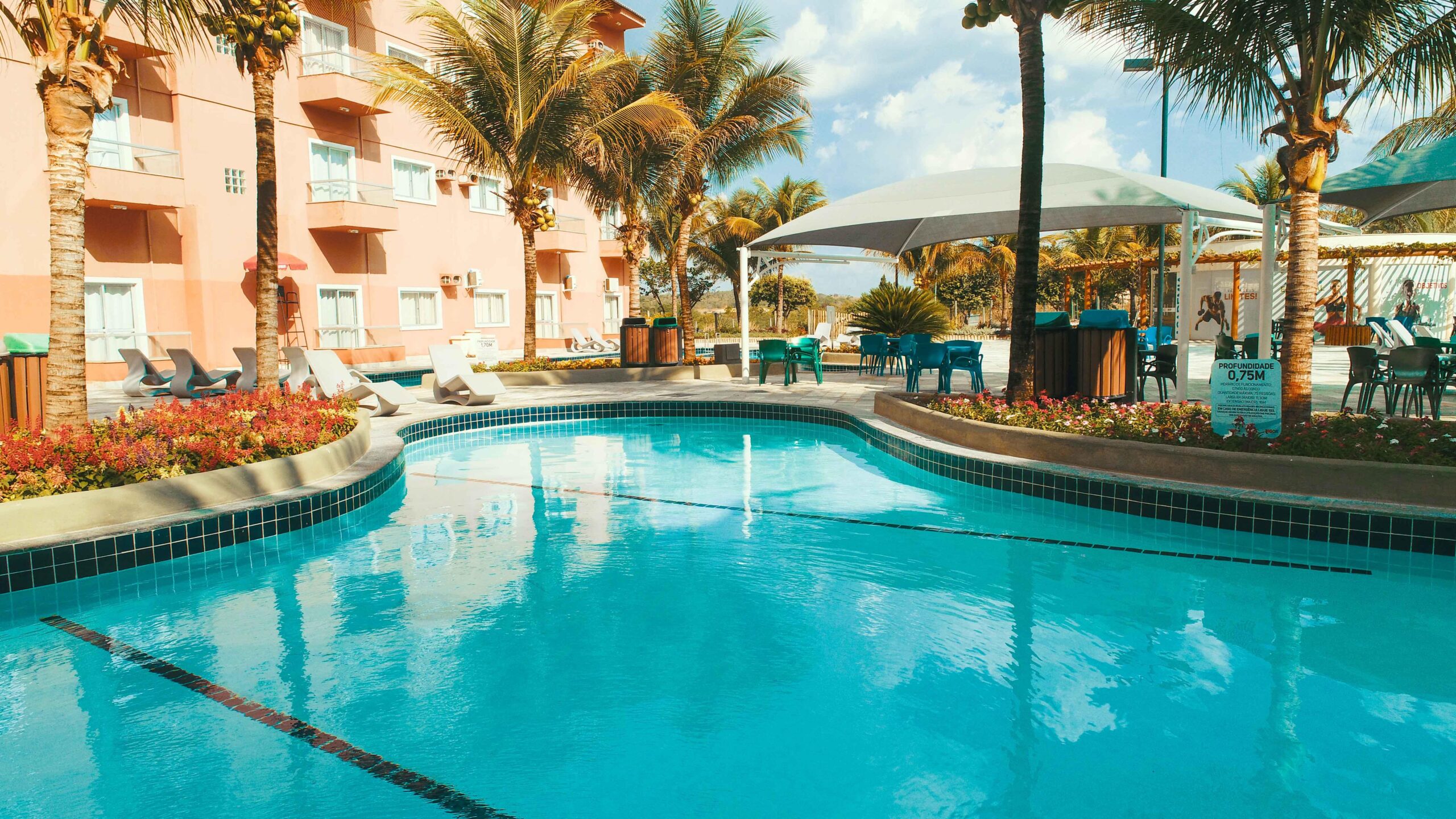 Lagoa Quente Hotel